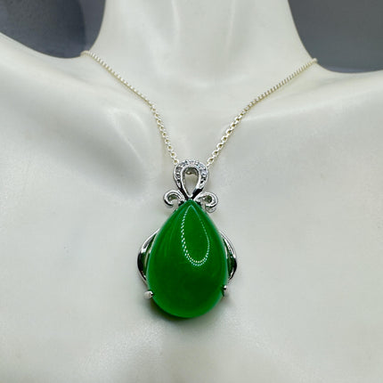 Vintage Green Jade Deco Choker Pendant Necklace - 925 Sterling Silver chain