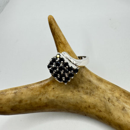 Vintage Blue Sapphire Ring: 925 Sterling Silver