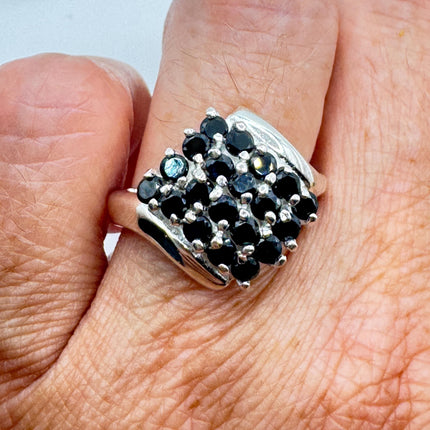 Vintage Blue Sapphire Ring: 925 Sterling Silver