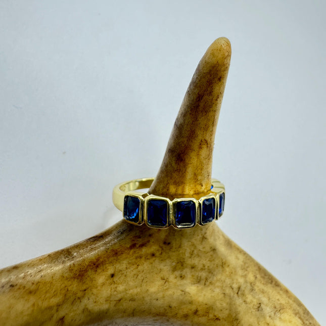 Vintage Blue Iolite Promise Ring Wedding Band - Gold 925 Sterling Silver