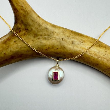 Vintage TINY Gold Pearl Necklace - Minimal Chain