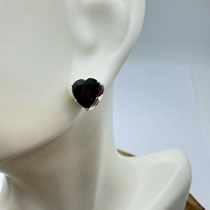 Vintage Red Garnet Heart 925 Sterling Silver Stud Earrings