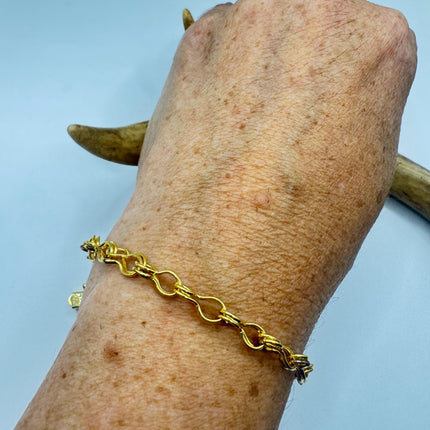 Vintage Gold Filled Mesh Charm Chain Bracelet | 7 Inch