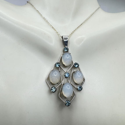 Vintage Sterling Silver White Moonstone Pendant Necklace: Delicate Charm