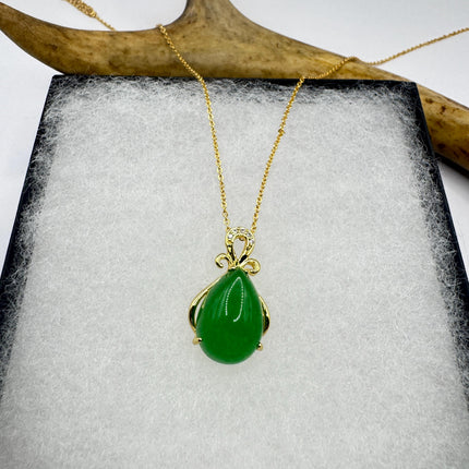 Vintage Green Jade Deco Choker Necklace - Golden Bronze