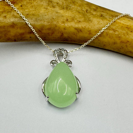 Vintage Green Jade Deco Choker Pendant Necklace - 925 Sterling Silver chain