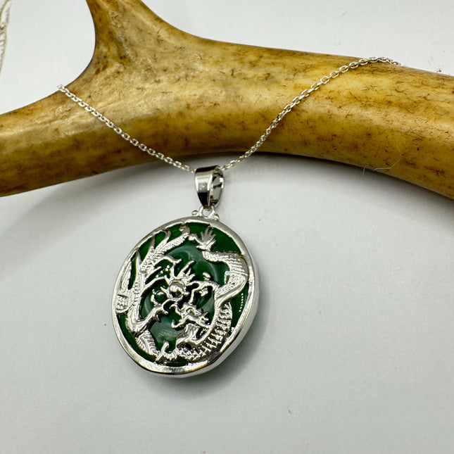 Vintage Green Jade Deco Silver Dragon Pendant Necklace Black Velvet Choker