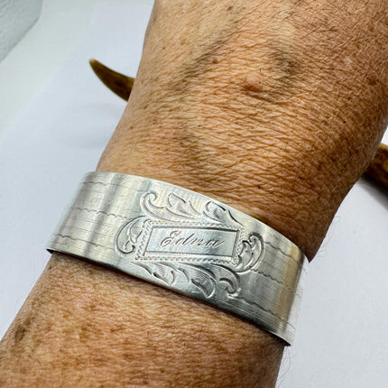 Vintage Silver Cuff Bracelet 925 Sterling Silver Elegant Engraved Edna-Small Wrist
