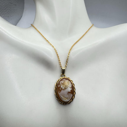 Vintage Cameo Pendant Necklace: Gold Filled Charm with Matching Chain