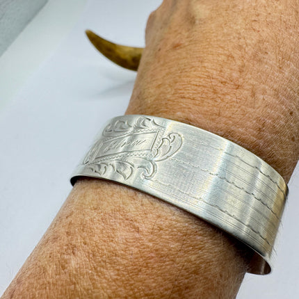 Vintage Silver Cuff Bracelet 925 Sterling Silver Elegant Engraved Edna-Small Wrist