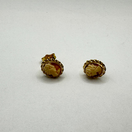Vintage Cameo Clip-On Earrings: Gold Filled Screw ons
