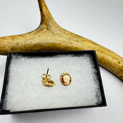 Vintage Cameo Earrings Simple Minimal Everyday Jewelry Gold Filled