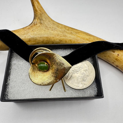 Vintage Green Jade Brooch Pin: Gold Filled Velvet Choker