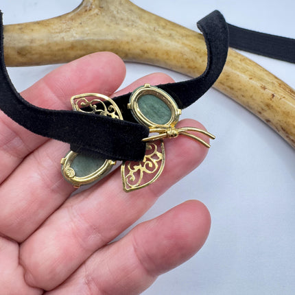 Vintage Green Jade Brooch Pin: Gold Filled Velvet Choker