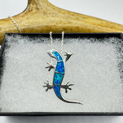 Lizard Pendant Necklace: Vintage Sterling Silver - Fire Opal