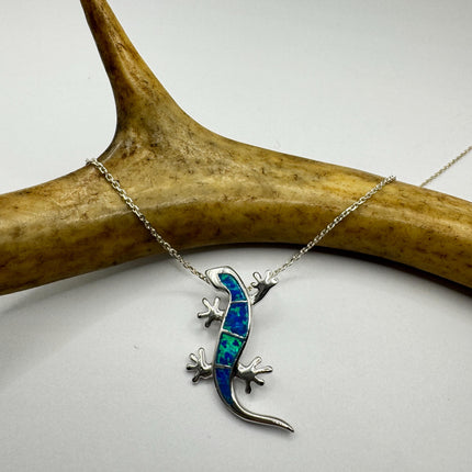 Lizard Pendant Necklace: Vintage Sterling Silver Blue Fire Opal