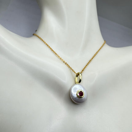 Vintage TINY Gold Pearl Necklace - Minimal Chain
