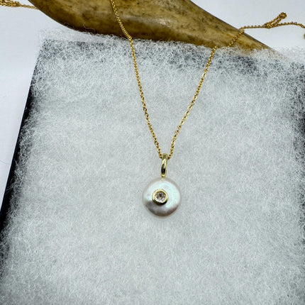 Vintage TINY Gold Pearl Necklace - Minimal Chain
