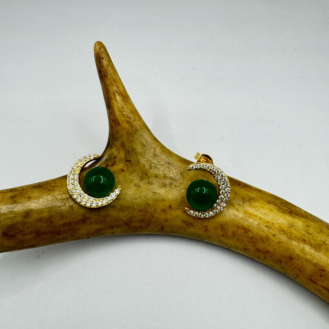 Vintage Golden Green Jade Crescent Moon Lucky Stud Earrings