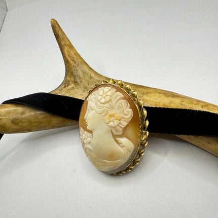 Vintage Carved Shell Cameo Brooch Pin: Gold Filled, Black Velvet Choker