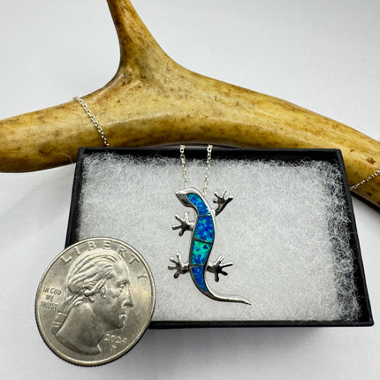 Lizard Pendant Necklace: Vintage Sterling Silver - Fire Opal