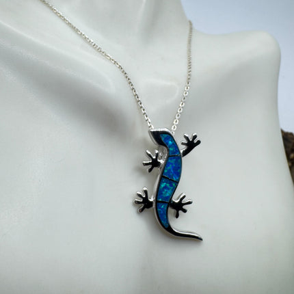 Lizard Pendant Necklace: Vintage Sterling Silver Blue Fire Opal