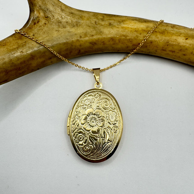 Tiny Vintage 9K Gold Photo Locket Necklace – Oval Memory Pendant