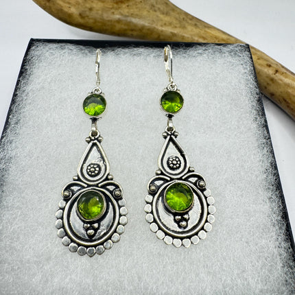Vintage Green Peridot Glass Silver Earrings | 925 sterling Silver Lever Backs