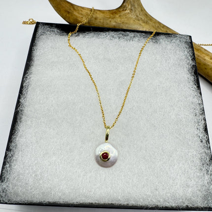 Vintage TINY Gold Pearl Necklace - Minimal Chain