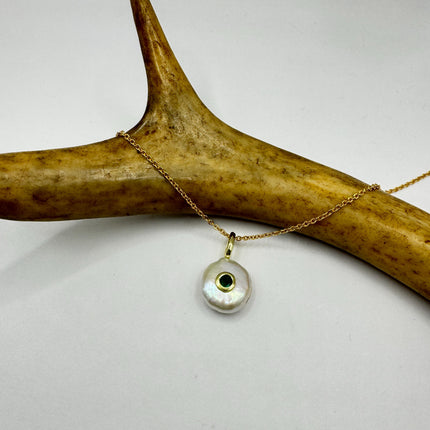 Vintage TINY Gold Pearl Necklace - Minimal Chain