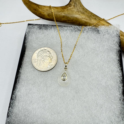 Vintage Gold Pendant Necklace - Clear Quartz on 9K Chain