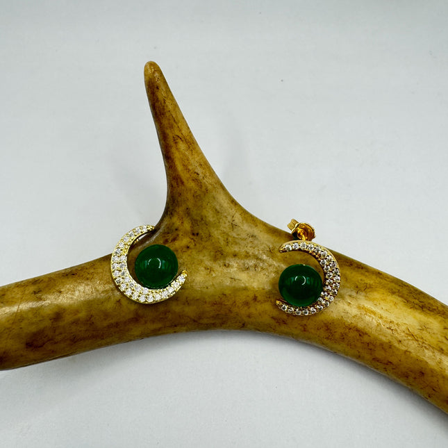Vintage Golden Green Jade Crescent Moon Lucky Stud Earrings