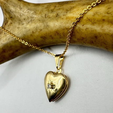 Vintage Heart Locket Necklace: Etched Gold Filled Charm