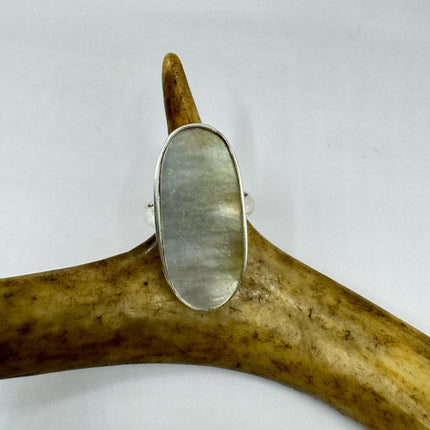 Vintage Mother of Pearl Chunky Ring - Bronze Silver Wedding Band - Size 9