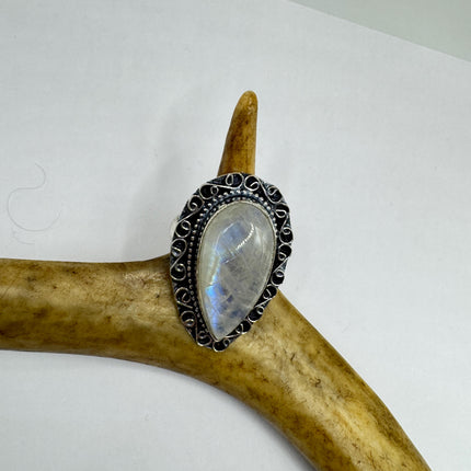 Vintage Rainbow Moonstone Ring Band - Antique Style Design