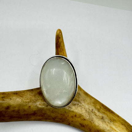 Vintage Rainbow Moonstone Ring Band - Antique Style Design