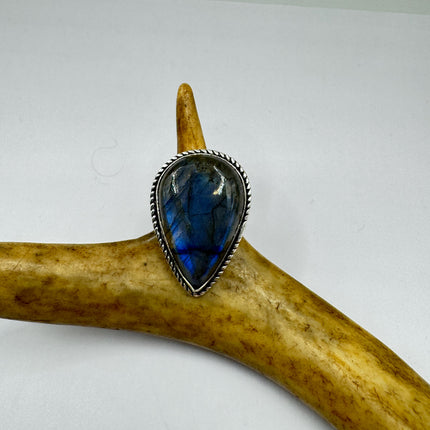 Vintage Chunky Rainbow Labradorite Cocktail Ring - Statement Band