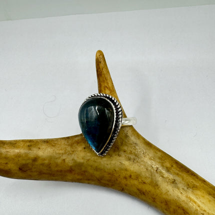 Vintage Chunky Rainbow Labradorite Cocktail Ring - Statement Band