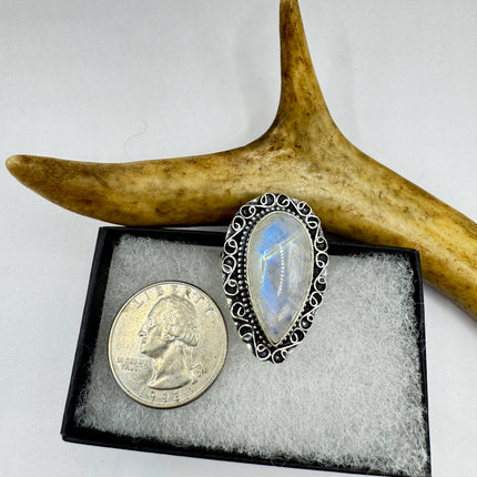Vintage Rainbow Moonstone Ring Band - Antique Style Design