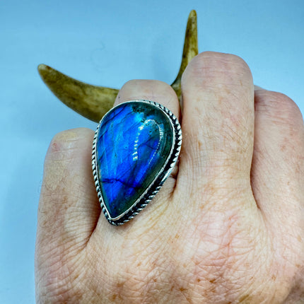Vintage Chunky Rainbow Labradorite Cocktail Ring - Statement Band