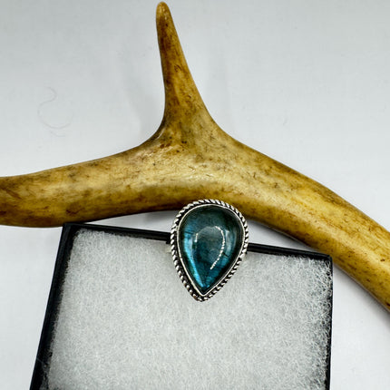 Vintage Chunky Rainbow Labradorite Cocktail Ring - Statement Band