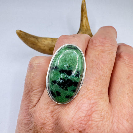 Vintage Green Ruby Zoisite Statement Jewelry Silver Bronze Ring