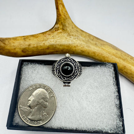 Vintage Poison Ring, Black Onyx Silver Bronze
