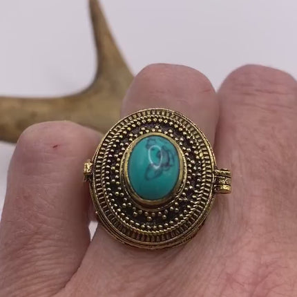 Vintage Gold Bronze Poison Ring