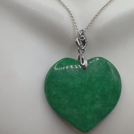 Vintage Green Jade Heart Shaped Choker 925 Sterling Silver Necklace