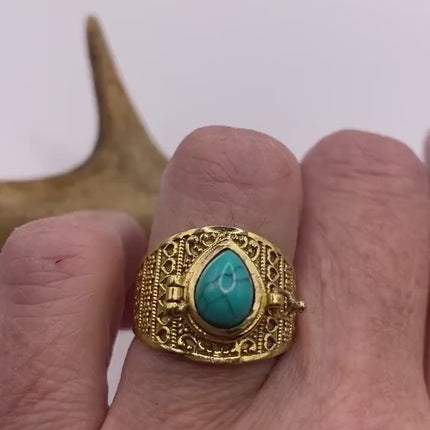 Vintage Gold Bronze Poison Ring