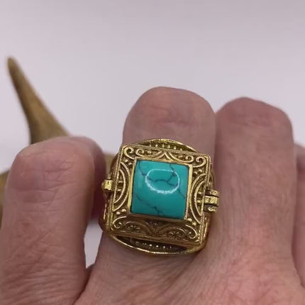 Vintage Gold Bronze Poison Ring